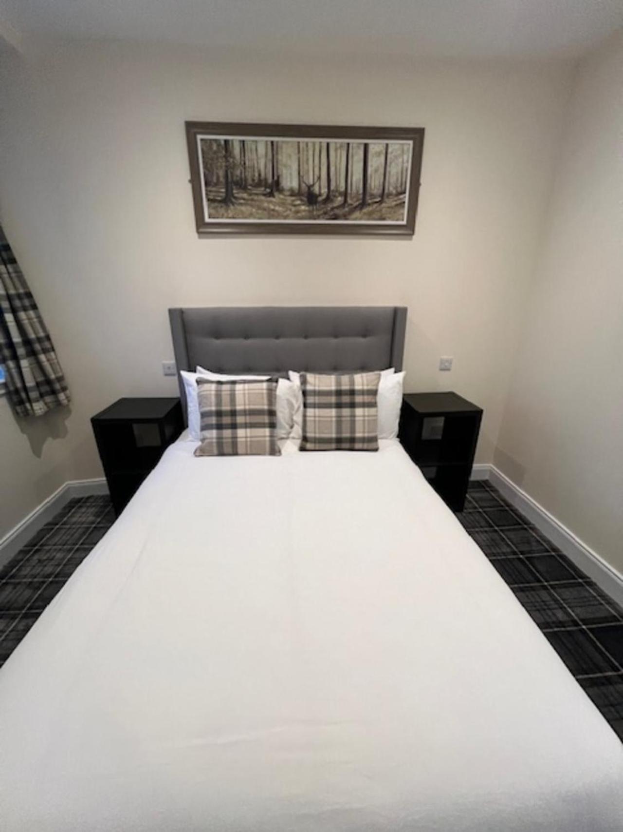 Waverley Inn Lodge ディングウォール エクステリア 写真
